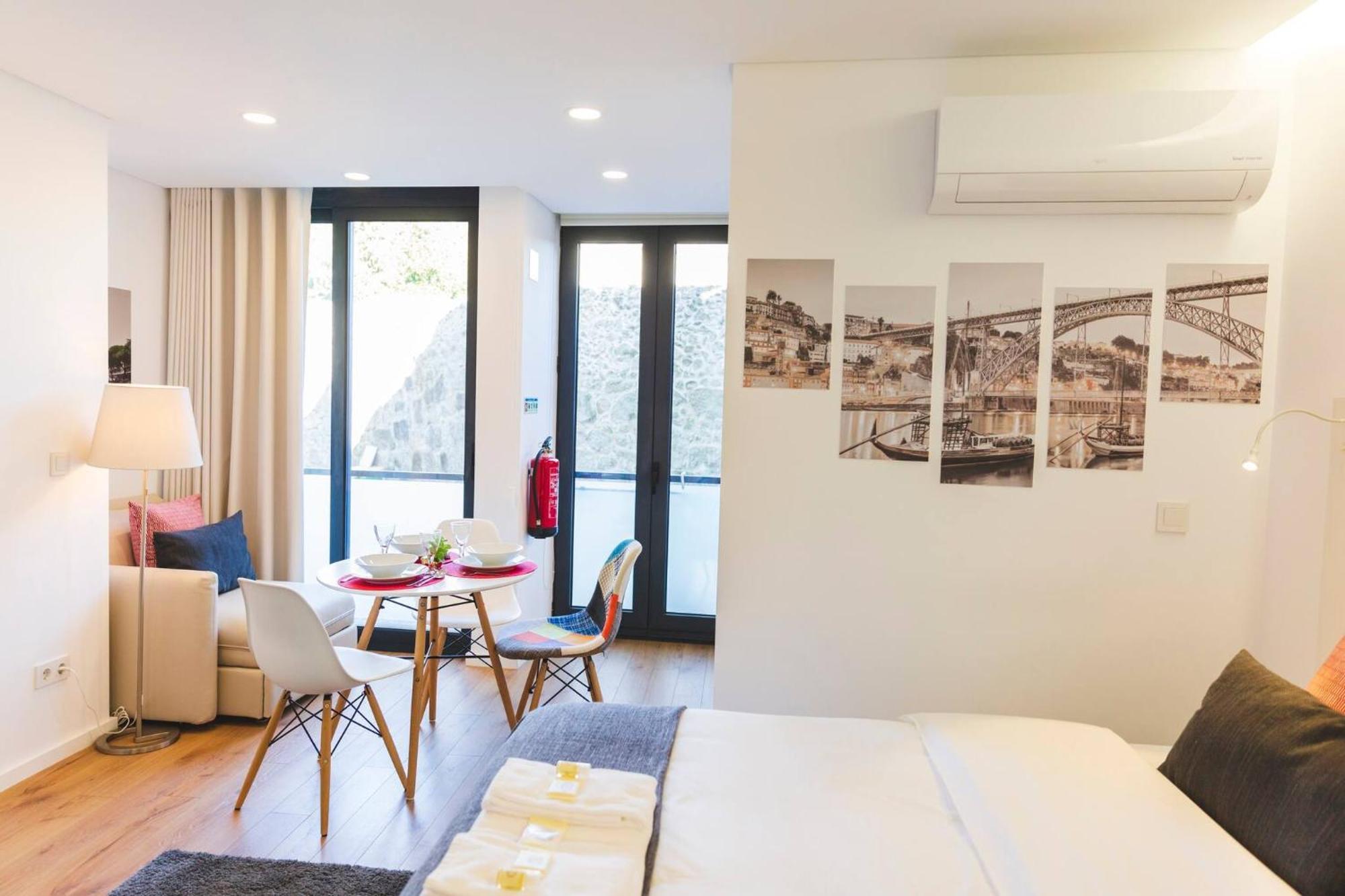 Aposentus - Your Home At Pinheiro'S Studio Porto Ngoại thất bức ảnh